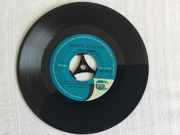 Gönül Turgut : Ve Ben Yalnız / Hata Bende (7")