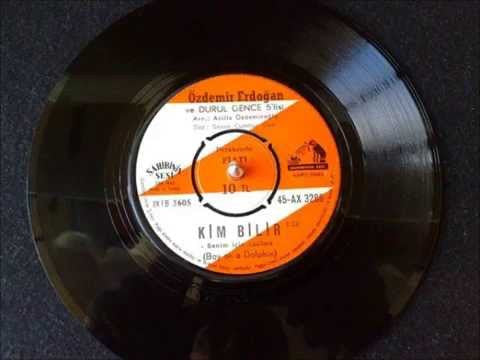 Özdemir Erdoğan Ve Durul Gence 5'lisi* : Bir Matadorun Hikayesi / Kim Bilir (7", Single)