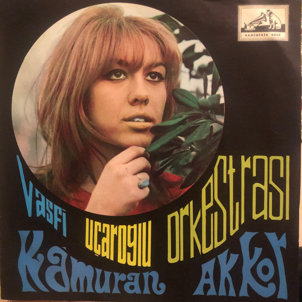 Kamuran Akkor : Aşk Eski Bir Yalan / Kokladığım İlk Ve Son Çiçeksin (7", Single)